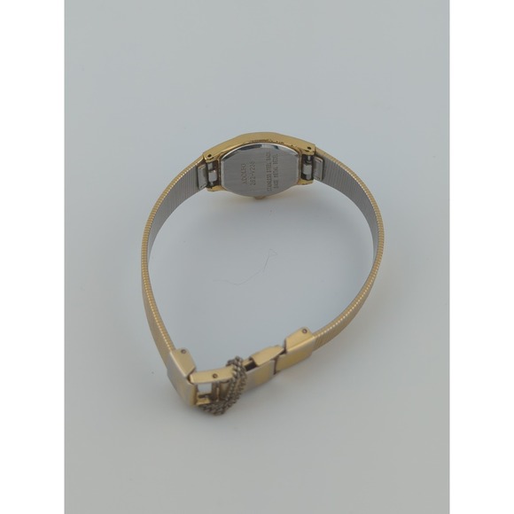 Vtg Adolfo by Gruen 262-V238 Womens 18mm Gold Tone Watch - New Battery - Picture 5 of 6